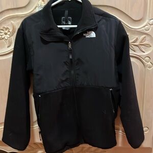 North Face XL boys jacket. Fleece and nylon